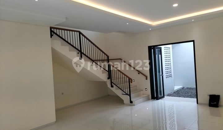 Dijual Rumah Baru Siap Huni Sayap Buah Batu