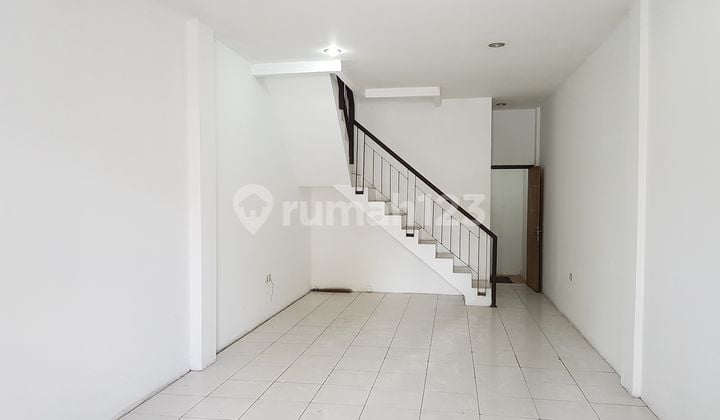 Disewa Ruko Mainroad Mekar Wangi Siap Huni Bagus Murah Bandung Selatan