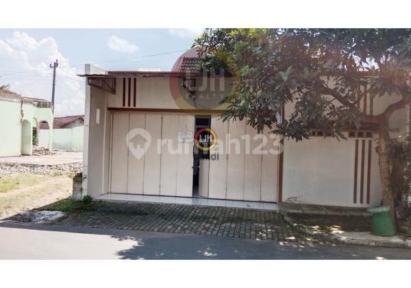 Rumah + Gudang di Delima Raya Magelang Utara