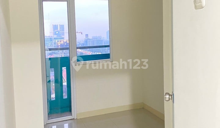 Apartemen Green Pramuka City Tower Mall View City 2 Kamar Tidur