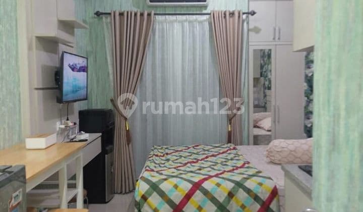 Hunian Asri Apartemen Green Pramuka City Furnished Studio Mall