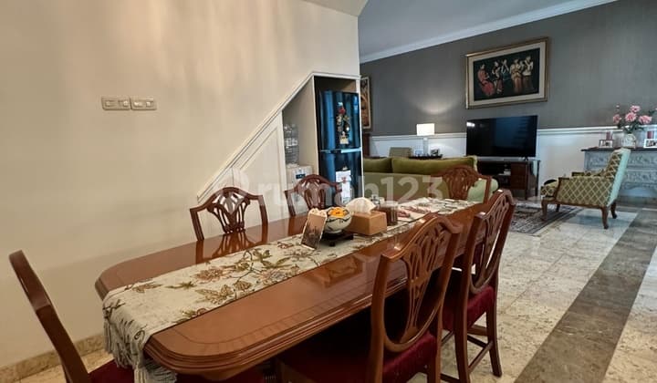Rumah Homey Dlm Komplek Exclisive Lbk. Bulus