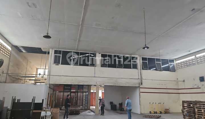 Disewakan Gudang + Tempat Usaha Lokasi Petukangan Raya Cileduk JakSel