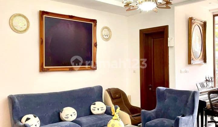 Rumah Modern Hoek Bangun Mandiri Kebayoran Bintaro Sektor 7