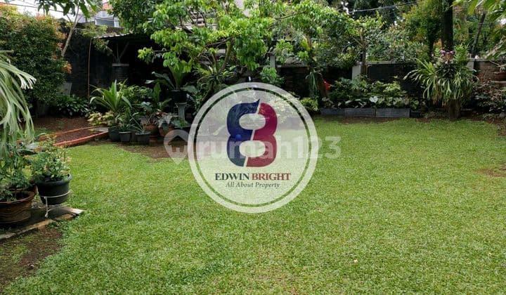 Corner Land in Lebak Indah, Lebak Bulus, South Jakarta