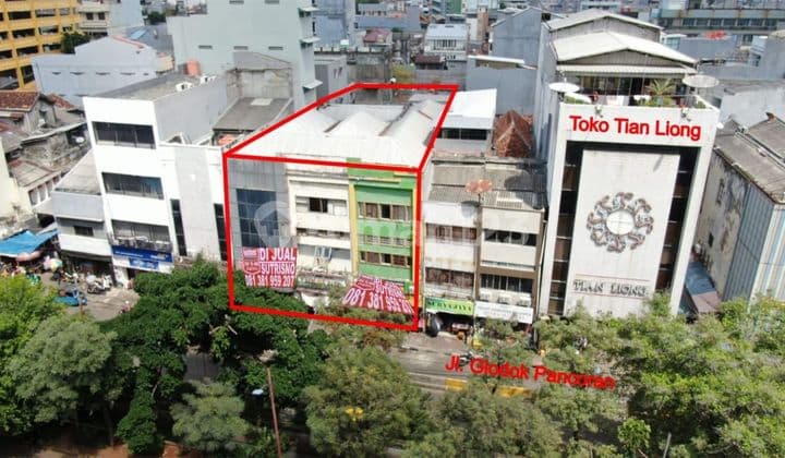 3-Unit Row House for Sale at 5% Below Previous Price + Vacant Land for Quick Sale