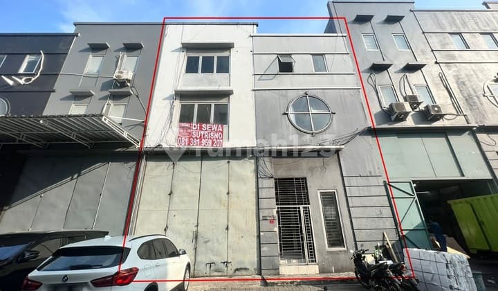 Gudang 3Lantai di Pik Rapi Lengkap Kantor dan Lift Akses Kontaimer 5Menit Toll