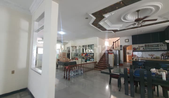 Jl. Raya Pluit Istimewa