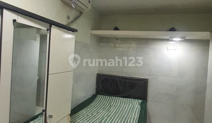 Kost 3Lantai Dekat Komersial Hadap Utara 35Kamar