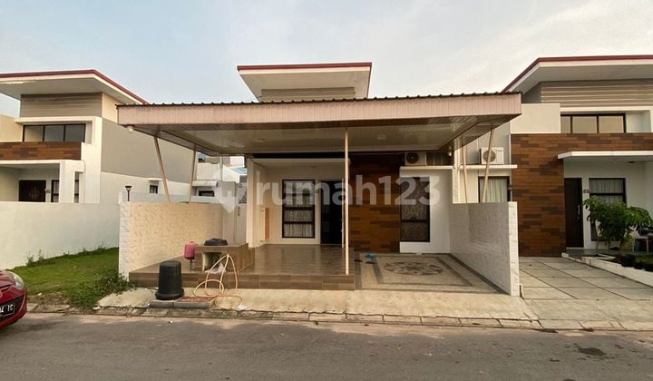 Rumah Dijual Murah , Central Raya Posisi Hook Full Renovasi Tiban