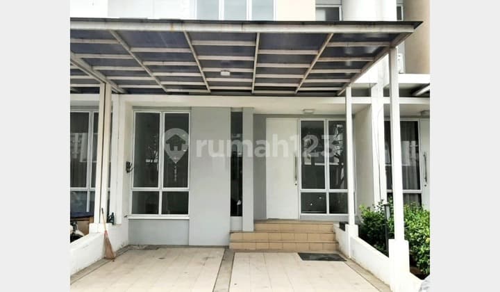 Rumah 2lt 6x17 102m 2KT Cluster Yarra JGC Jakarta Garden City