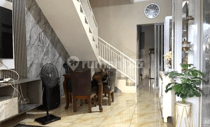 Rumah 2Lt 7X16 117M Type 4Kt Cakung Jakarta Timur