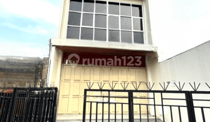 Ruko ex Klinik Kecantikan sudah renoved 2lt 6x21 126m Serang Banten