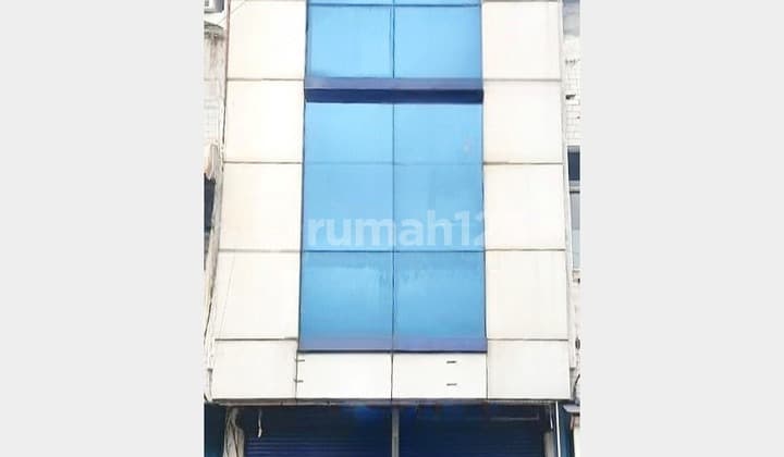 Ruko hadap jalan utama 3lt luas 119m Cipinang Jakarta Timur