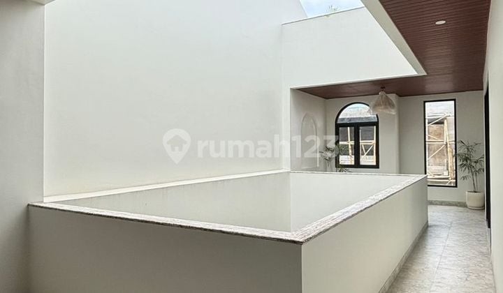 Villa Mewah Nusa Dua 3 BR dengan Rooftop dan Ocean View