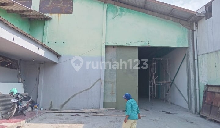 Large Warehouse Cheap Price in Kaligawe Near Toll Road