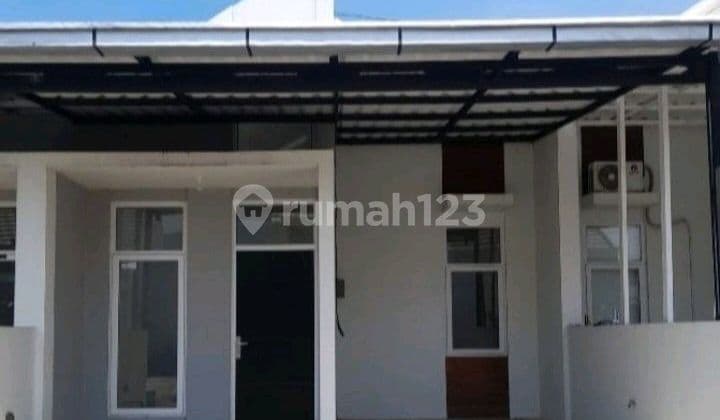 Rumah Bangunan Baru di Tengah Kota Sistem Cluster