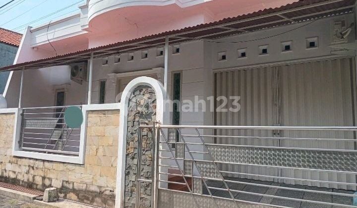 Rumah Bagus Tengah.kota Dengan 2 Unit Ac Di Tanah Mas