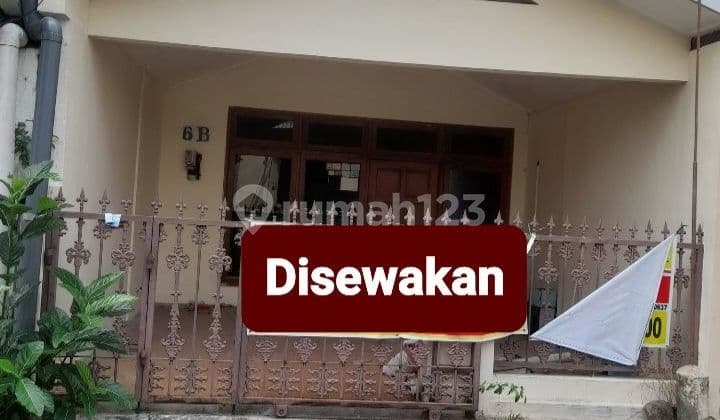 Rumah Tengah Kota Dekat Simpang Lima Hrg Murah
