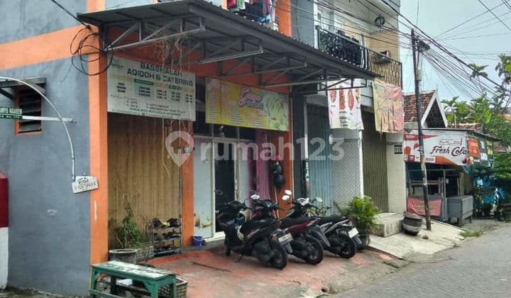 Business House Klampis Ngasem Near Araya, Merr, Manyar (Dnd)