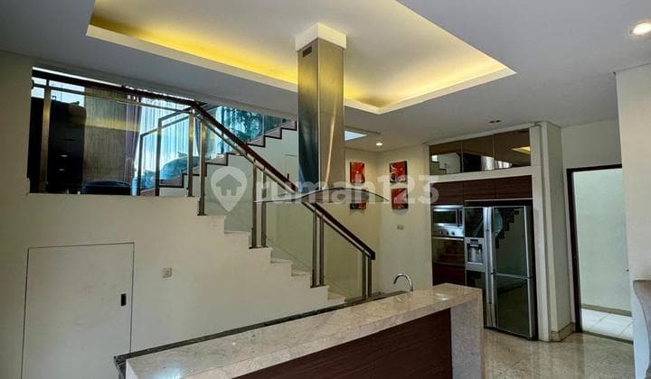 Townhouse in Pondok Pinang with Private Pool, Furnished, Good Condition