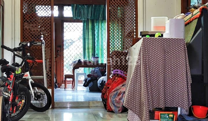 Rumah Full Marmer Dua Kavling Sumur Batu Kemayoran Jakarta Pusat