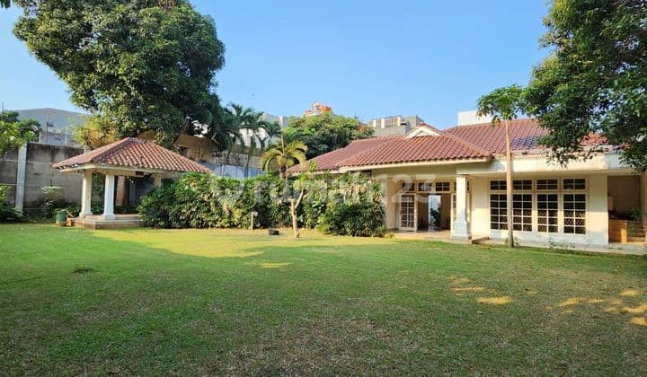 House in Kemang Selatan, South Jakarta, land area 2242, building area 1500