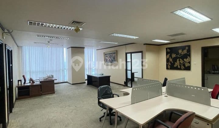 For Sale Gandaria Office 8 Full Furnish 172 sqm Middle Floor Cheap