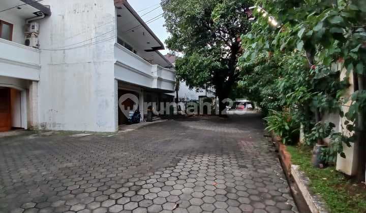 Gonzaga Office Compound House Pejaten Barat Suitable for Living and Working