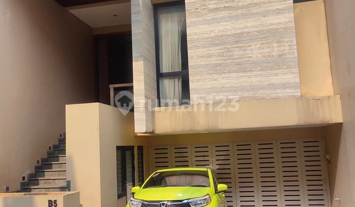 Modern House Best Design Pejaten Comfort And Private Townhouse