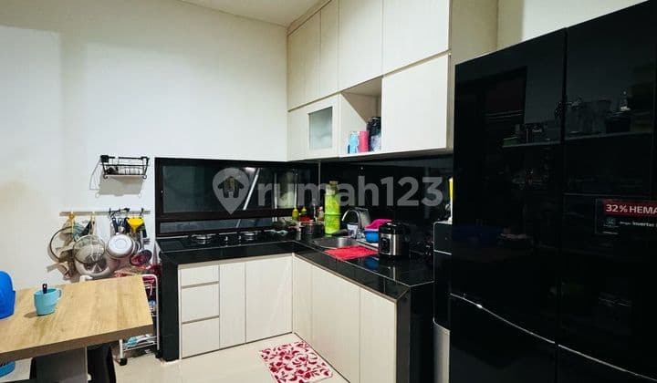 House in Metland Puri, Clematis size 5x11 M2, 2 Floors, Furnished