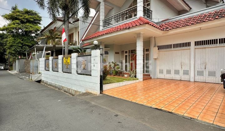 Rumah di Cipete Jakarta Selatan , LT. 385m2 , 2 Lantai , SHM