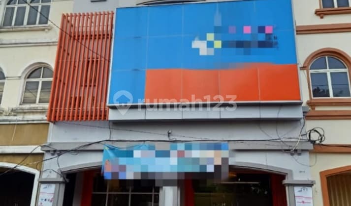 Dijual Ruko 3 Lantai di Pertokoan Casa ********