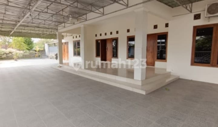 For Rent: Large and Spacious Furnished House in Godean, Sleman, Yogyakarta