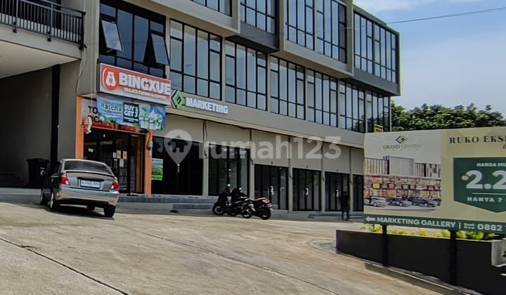 Ruko Bagus Baru Strategis 3 Lantai Sawangan Depok