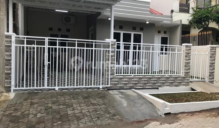 Rumah Bagus Strategis Siap Huni Graha Cinere