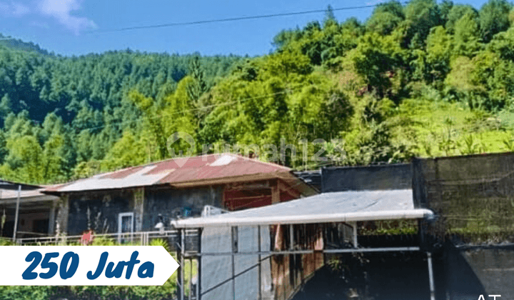 Tanah Tawangmangu Dekat Wisata