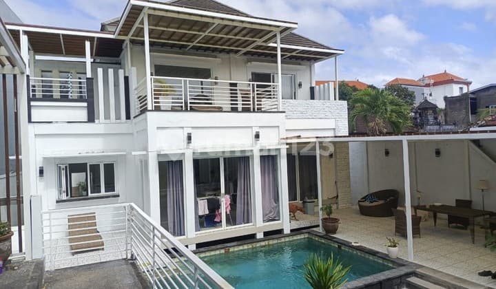 DIJUAL / FREEHOLD : Luxury Villas 4 Beds, Jl. Pura Pageh, Pantai Melasti - VSKHE