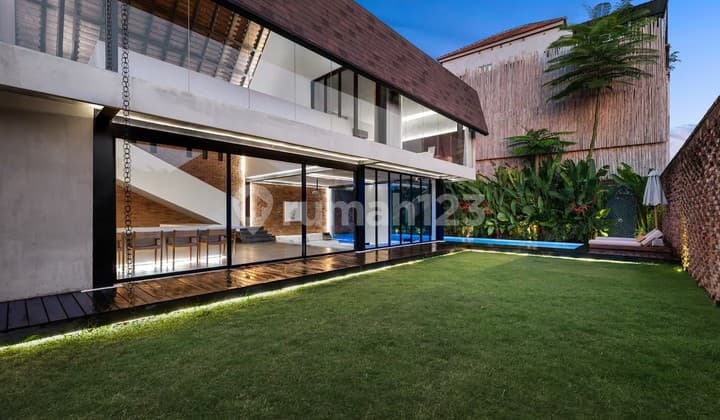 DIJUAL : Villas Freehold/Leasehold, Location : Umalas - Vskhe