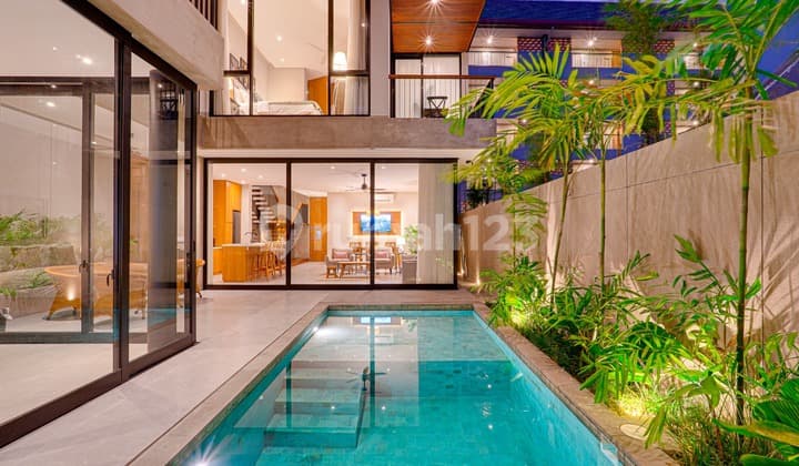 Luxury Villa Baru 3 Kamar 300 Meter ke Pantai Batu Bolong Canggu Bali - Vskhe