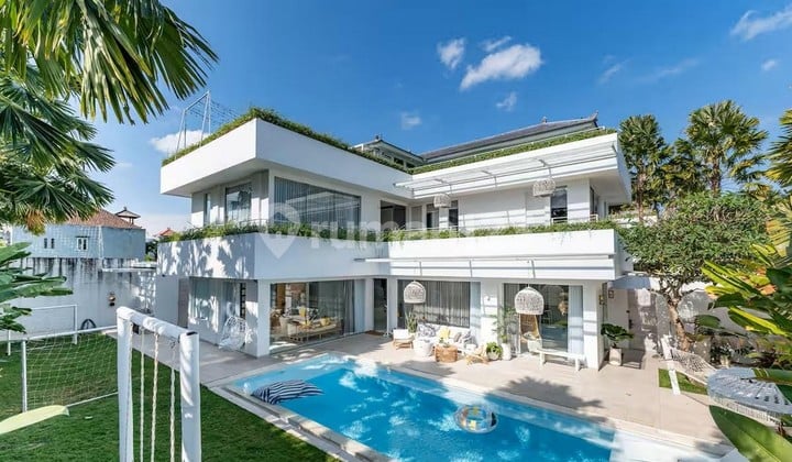 Dijual Villa Vila 5 kamar tidur yang terletak di Canggu - Vsme