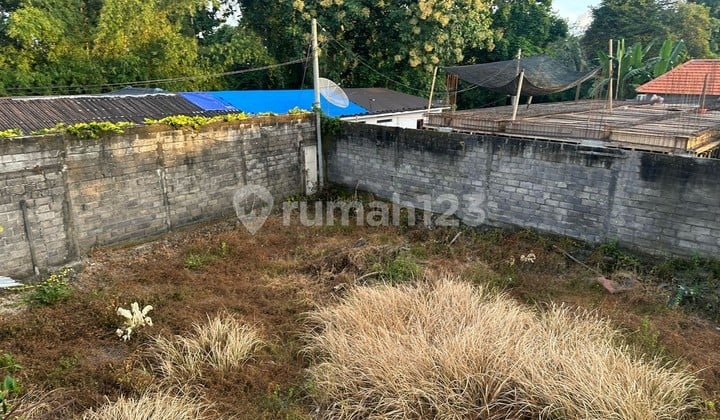 For Rent: Land in Tumbak Bayuh Location