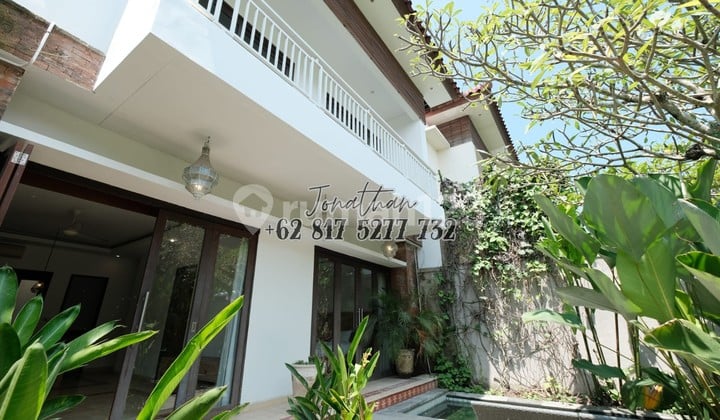 For Sale: 2-Story Villa in Pererenan Canggu - Vskt