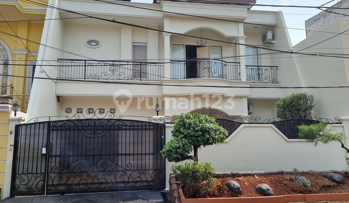 Rumah Sunter Sangat Nyaman, Lokasi Bagus, Strategis