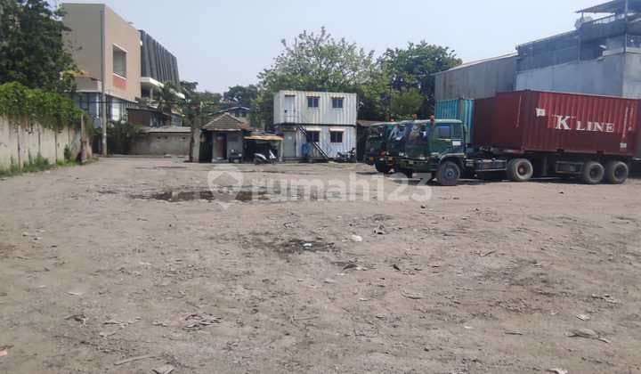 LOT IN TUGU RAYA TANJUNG PRIOK 2200M2 SOUTH FACING, STRATEGIC, CODE DS, AH