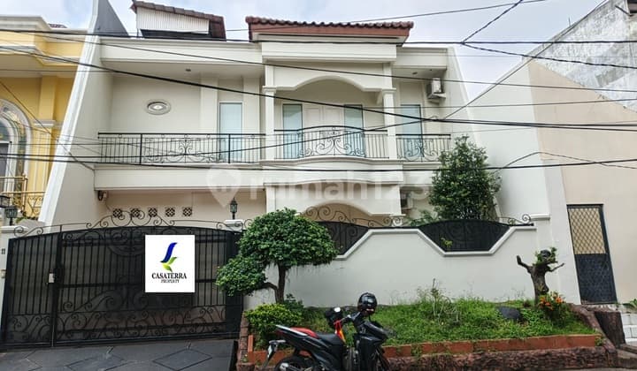 Rumah Sunter Hadap Timur,Rapi,Sewa 190 Juta Per Tahun