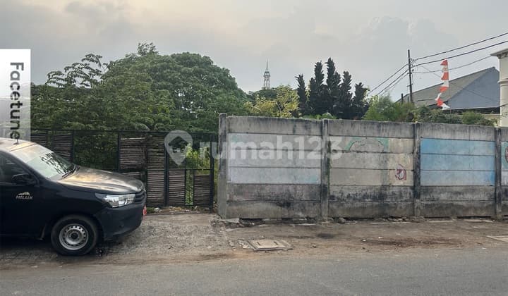 Dijual Tanah , Pinggir Jln Raya, Murah