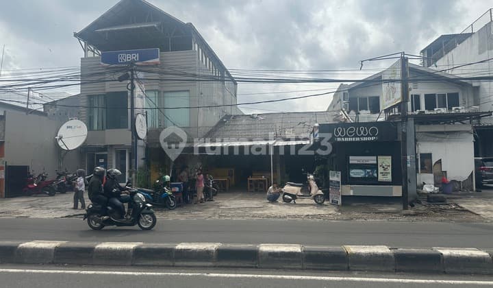 Ruang Usaha Traffic Ramai