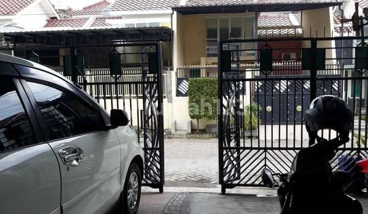 Rumah Greenlake Surabaya Murah (VIN.A048) Rumah Greenlake Surabaya Murah (VIN.A048)