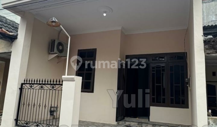 Dijual Rumah Full Bangunan Siap Pakai Daerah Tlogo Indah , Semarang